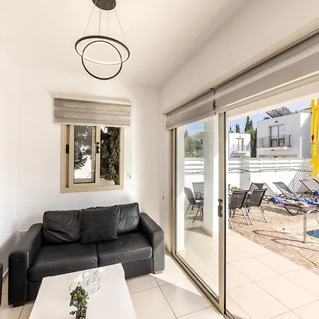 Palms 31 * Protaras