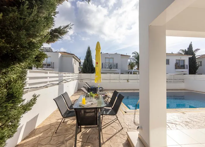 Palms 31 Villa Protaras