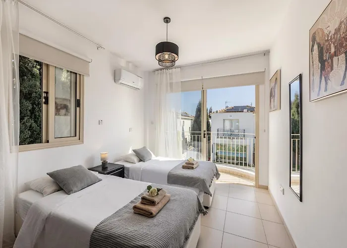 Palms 31 Villa Protaras