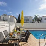 Villa Palms 31 *