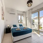 Palms 31
