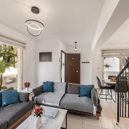 Palms 31 * Protaras